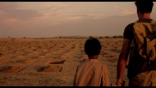 Joseph Millson and Anand Krishna Goyal in The Dead 2: India (2013)