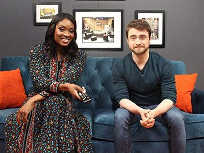 Daniel Radcliffe and Lola Ogunnaike in Couch Surfing (2018)