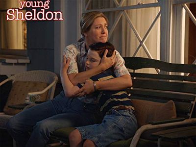 Zoe Perry and Iain Armitage in Young Sheldon (2017)