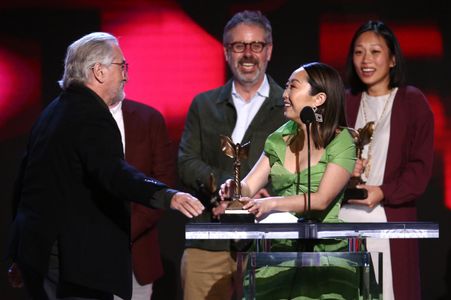 Robert De Niro, Peter Saraf, Lulu Wang, and Anita Gou at an event for 35th Film Independent Spirit Awards (2020)