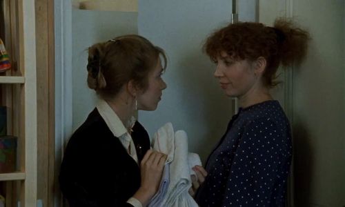 Rosette and Charlotte Véry in A Tale of Winter (1992)