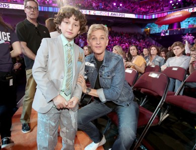 Ellen DeGeneres and August Maturo at an event for Nickelodeon Kids' Choice Awards 2017 (2017)