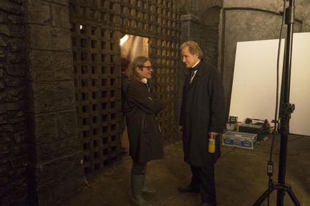 Stephen Woolley and Bill Nighy on set of The Limehouse Golem (2016)