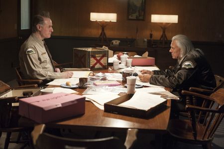 Harry Goaz and Michael Horse in Twin Peaks (2017)