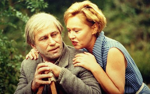 Jerzy Radziwilowicz and Joanna Zólkowska in Kamien na kamieniu (1995)