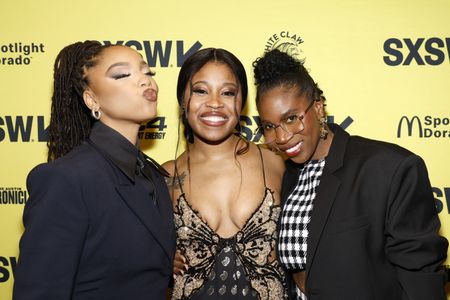 Chloe Bailey, Janine Nabers, and Dominique Fishback at an event for Swarm (2023)