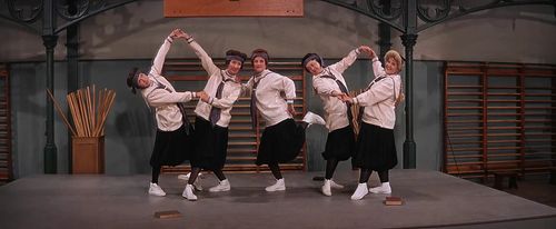 Hermione Gingold, Peggy Mondo, Adnia Rice, Sara Seegar, and Mary Wickes in The Music Man (1962)