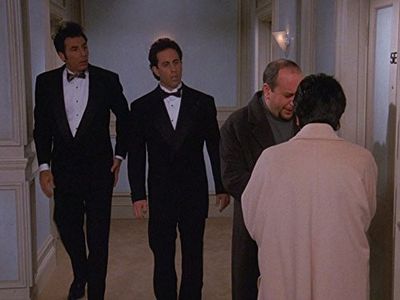 Jerry Seinfeld, Rosie Malek-Yonan, Louis Mustillo, and Michael Richards in Seinfeld (1989)