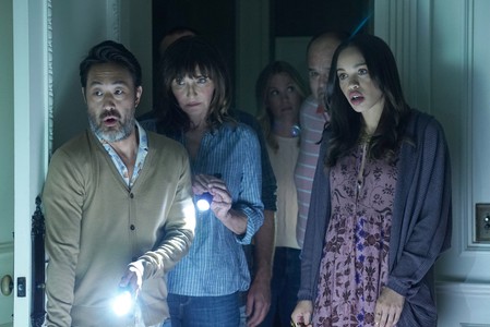 January Jones, Mary Steenburgen, Kenneth Choi, Mel Rodriguez, and Cleopatra Coleman in The Last Man on Earth (2015)
