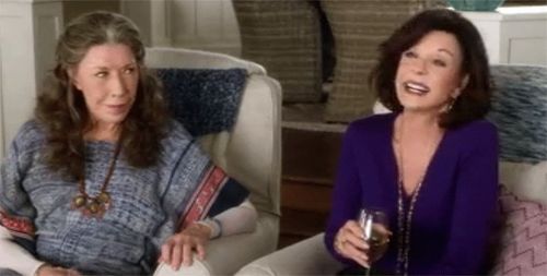 Lily Tomlin and Suzanne Ford as Frankie and Mary in Grace and Frankie, Episode 5, The Test