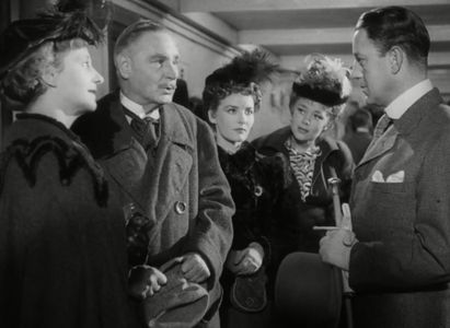 Alec Guinness, Petula Clark, Henry Edwards, Glynis Johns, and Alison Leggatt in The Promoter (1952)