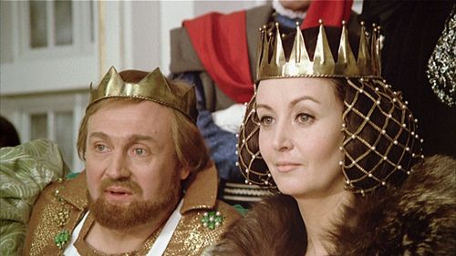 Rolf Hoppe and Karin Lesch in Three Wishes for Cinderella (1973)