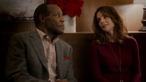 Danny Glover and Kimberly Williams-Paisley in The Christmas Train (2017)