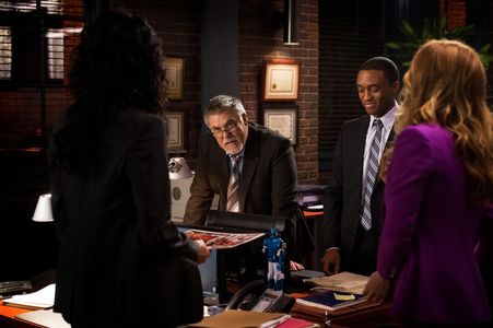 Bruce McGill and Lee Thompson Young in Rizzoli & Isles (2010)