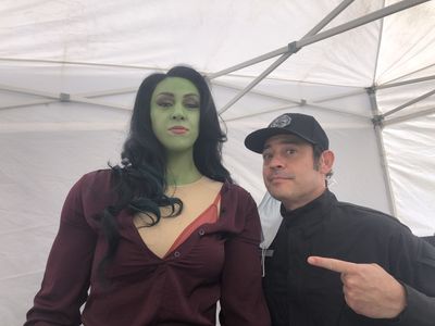 Matt Skollar and Malia Arrayah in She-Hulk: Attorney at Law (2022)