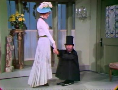Jeremy Lloyd and Pamela Rodgers in Rowan & Martin's Laugh-In (1967)