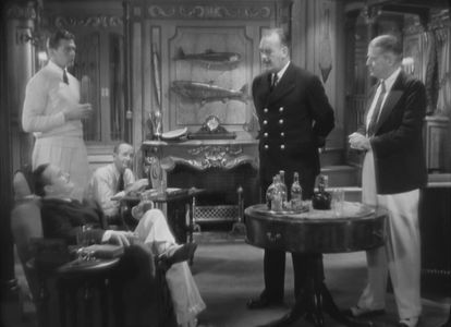 William B. Davidson, Arnold Gray, Hale Hamilton, Landers Stevens, and Phil Tead in The Most Dangerous Game (1932)