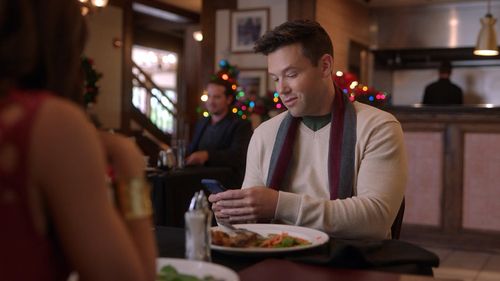 Taylor Frey in A Date by Christmas Eve (2019)