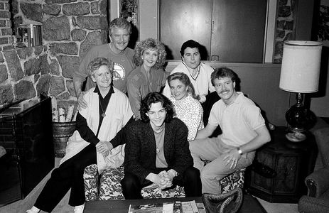Florence Henderson, Robert Reed, Ann B. Davis, Christopher Daniel Barnes, Christopher Knight, Mike Lookinland, and Maure