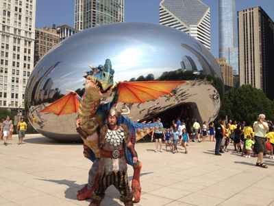 JB and Baby Nadder at the Cloud Gate sculpture, Chicago, aka the 'Bean'. DreamWorks promo How to Train Your Dragon Live 