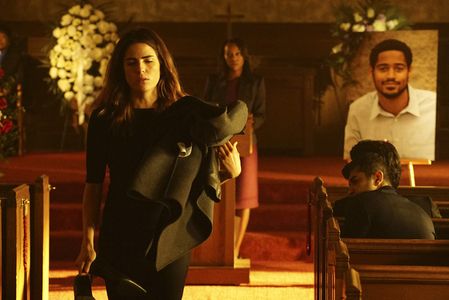 Alfred Enoch, Karla Souza, Aja Naomi King, and Behzad Dabu in How to Get Away with Murder (2014)
