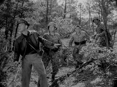 Paul Mazursky, Stephen Coit, Kenneth Harp, and Frank Silvera in Fear and Desire (1953)
