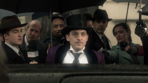 Robin Lord Taylor, Krista Braun, and Adam DeCarlo in Gotham (2014)