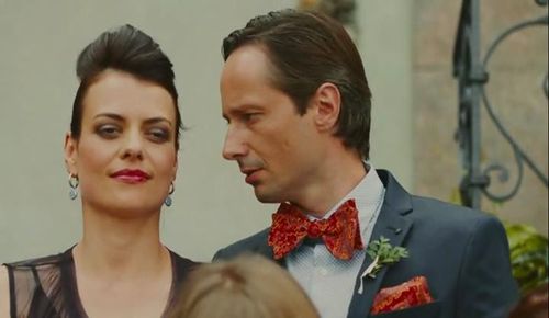 Jana Stryková and Jaroslav Plesl in How to Shake Off a Bride (2016)