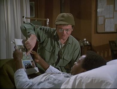 Henry Brown and Gary Burghoff in M*A*S*H (1972)