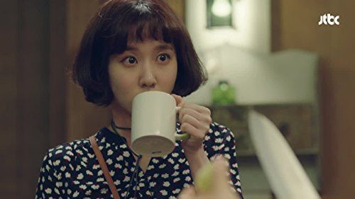 Park Eun-bin in Age of Youth (2016)