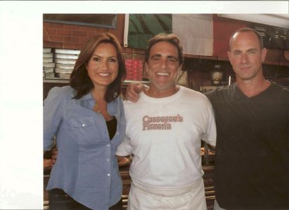 On the set of Law and Order (SVU) Mariska Hargitay, Richard D'Alessandro as Gino Cassesse and Chris Meloni.