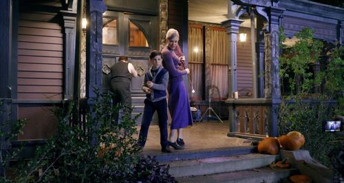 Cate Blanchett and Owen Vaccaro in The House with a Clock in Its Walls (2018)