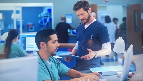 Nick Arapoglou and Matt Czuchry in Season 5 Episode 2 of The Resident on Fox
