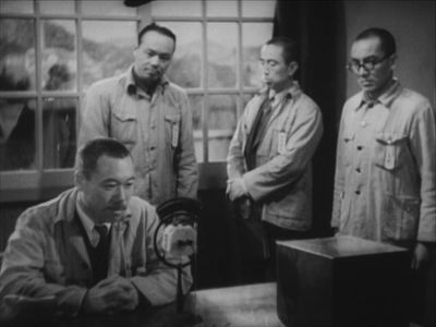 Sôji Kiyokawa, Akitake Kôno, Takashi Shimura, and Ichirô Sugai in The Most Beautiful (1944)