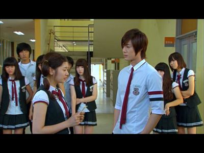 Kim Hyun-joong and Jung So-Min in Mischievous Kiss (2010)