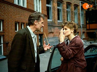Robert Atzorn and Corinna Harfouch in Unser Lehrer Doktor Specht (1992)