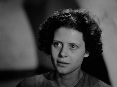 Lianella Carell in Bicycle Thieves (1948)