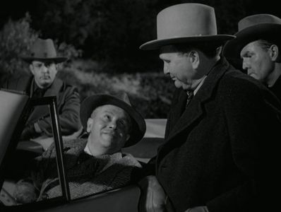Charles Cane, Steven Geray, and Phil Tully in The Dark Past (1948)