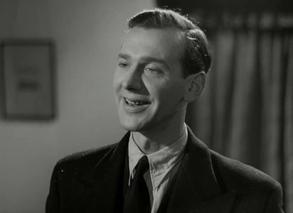 Valentine Dyall in Brief Encounter (1945)