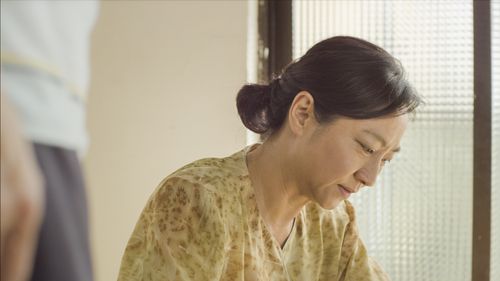 Li-Yin Yang in Estranged Father (2017)
