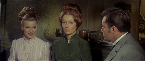 Suzan Farmer, Barbara Shelley, and Charles 'Bud' Tingwell in Dracula: Prince of Darkness (1966)