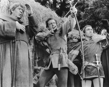 Richard Greene, Niall MacGinnis, and Richard Pasco in Sword of Sherwood Forest (1960)