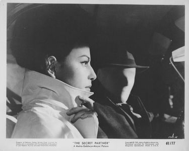Haya Harareet in The Secret Partner (1961)