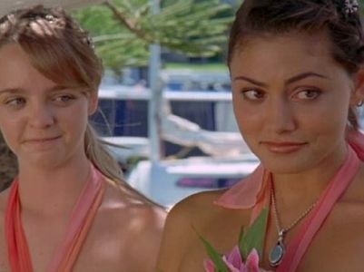 Phoebe Tonkin and Cleo Massey in H2O: Just Add Water (2006)
