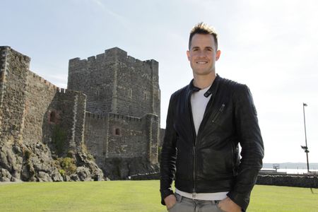 Dan Jones in Secrets of Great British Castles (2015)