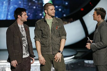 Ryan Seacrest, Blake Lewis, and Chris Richardson in American Idol (2002)