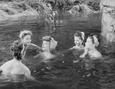 Barbara Bates, Cindy Garner, Signe Hasso, Daun Kennedy, and Jo Ann Marlowe in A Scandal in Paris (1946)