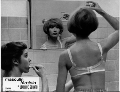 Catherine-Isabelle Duport and Marlène Jobert in Masculine Feminine (1966)