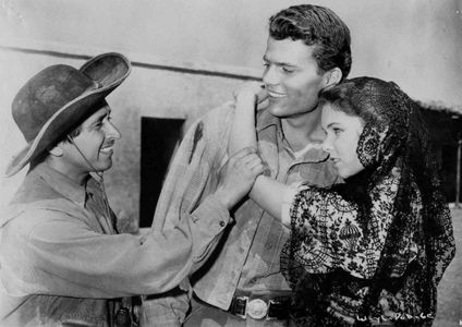 Yvonne Craig, Pedro Gonzalez Gonzalez, and Patrick Wayne in The Young Land (1959)
