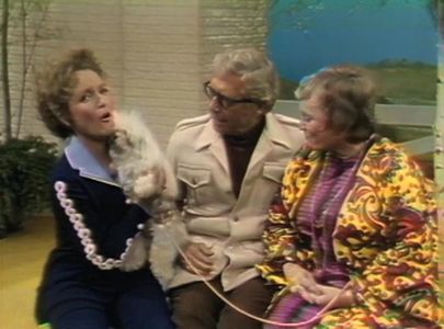 Pat Carroll, Allen Ludden, and Betty White in The Pet Set (1971)